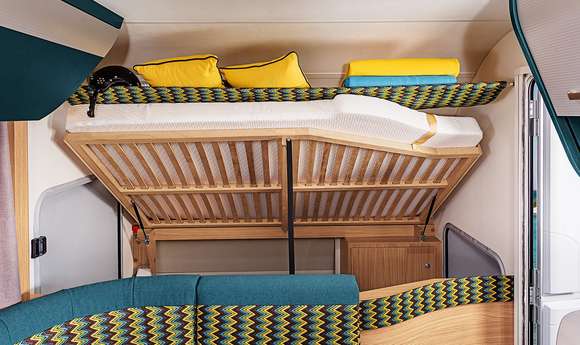 SPORT&FUN - Bett für Stauraum hochklappen