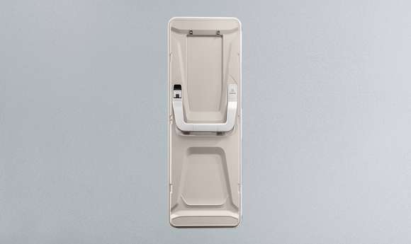 Tür Variante KOMFORT in den KNAUS Wohnwagen - Caravan Kompetenz Aufbau & Qualität